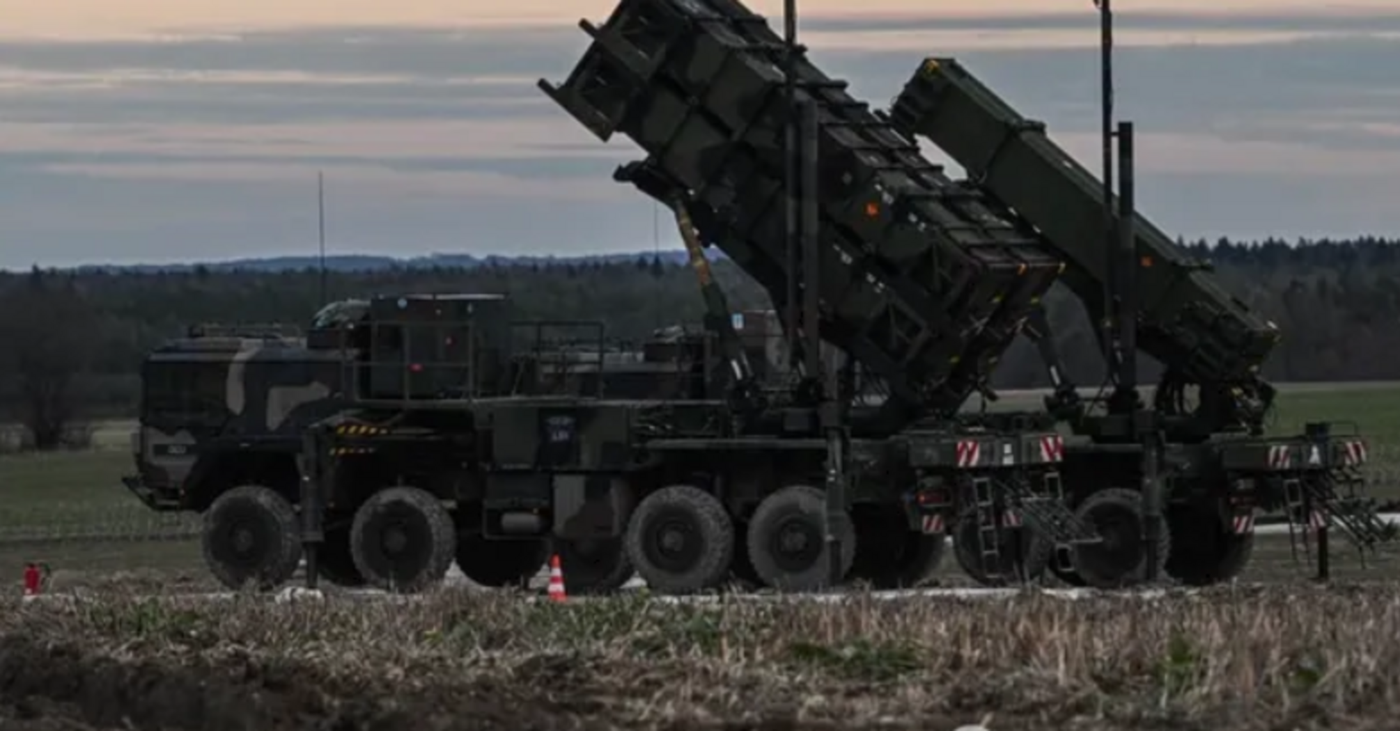 Germany to deploy Patriot SAMs and its military in Poland to protect the country's airspace and logistics hub working for Ukraine