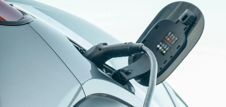 The best electric cars for the city: universal options