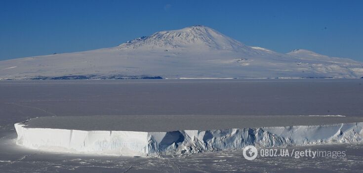 Ticking time bomb: experts declare red alert as 100 volcanoes in Antarctica may erupt at any moment
