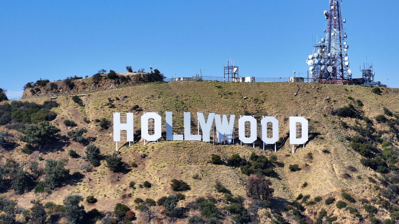 Did the Hollywood sign burn down? Where did the horrifying video come from and what does the main landmark of Los Angeles look like now