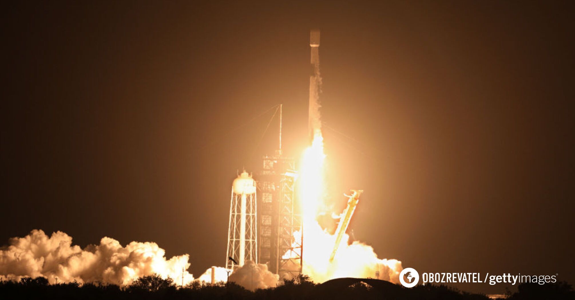 SpaceX launches two spacecraft to the Moon on a single rocket. Photo and video