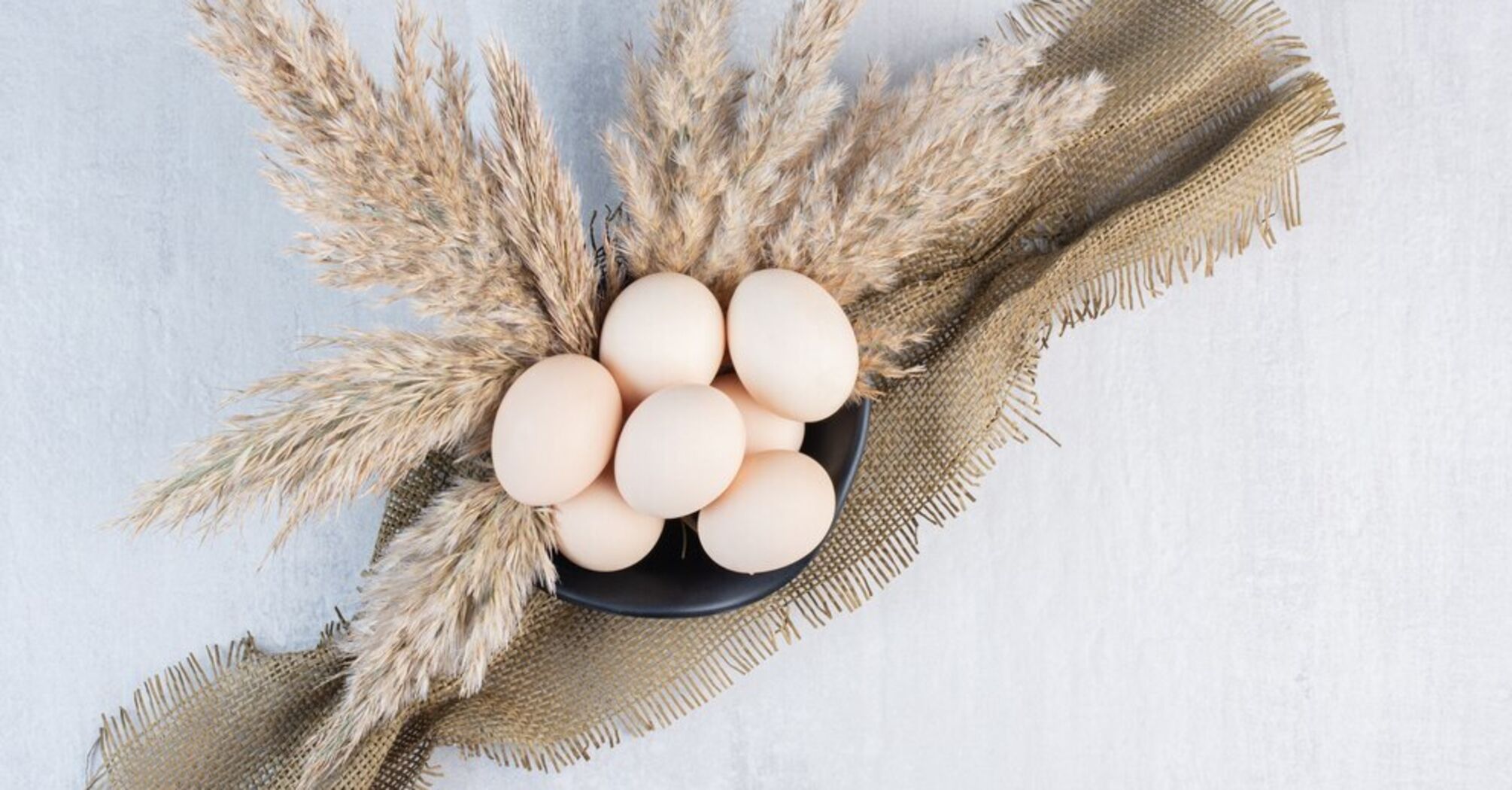 Never boil eggs without this ingredient: what you should definitely add to the water