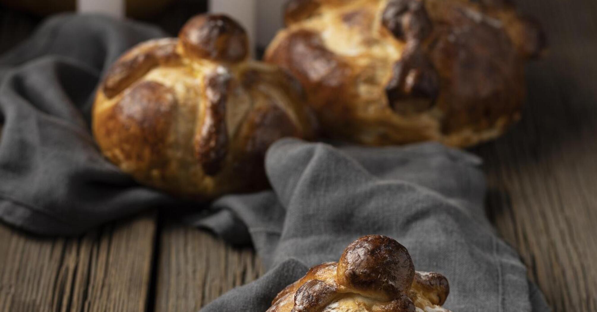 Lark-shaped buns for Candlemas: how to make a traditional Ukrainian pastry 