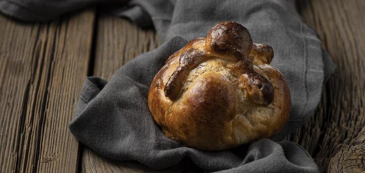 Lark-shaped buns for Candlemas: how to make a traditional Ukrainian pastry