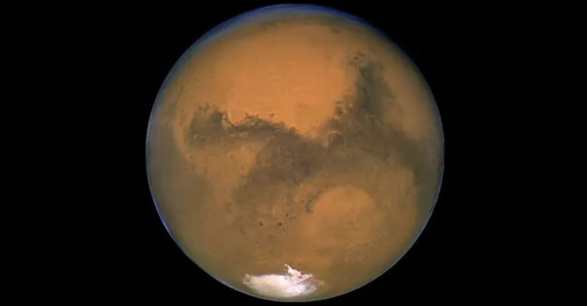 Mars will approach the Earth at the shortest distance since 2022: a bright red speck will be visible in the sky