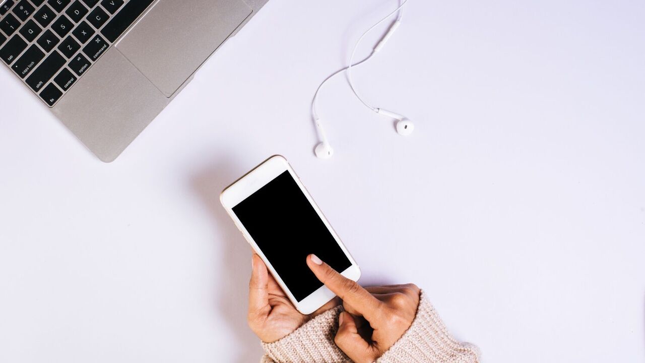 Kupujący będą mile zaskoczeni ceną iPhone'a SE 4: dane wyciekły do sieci