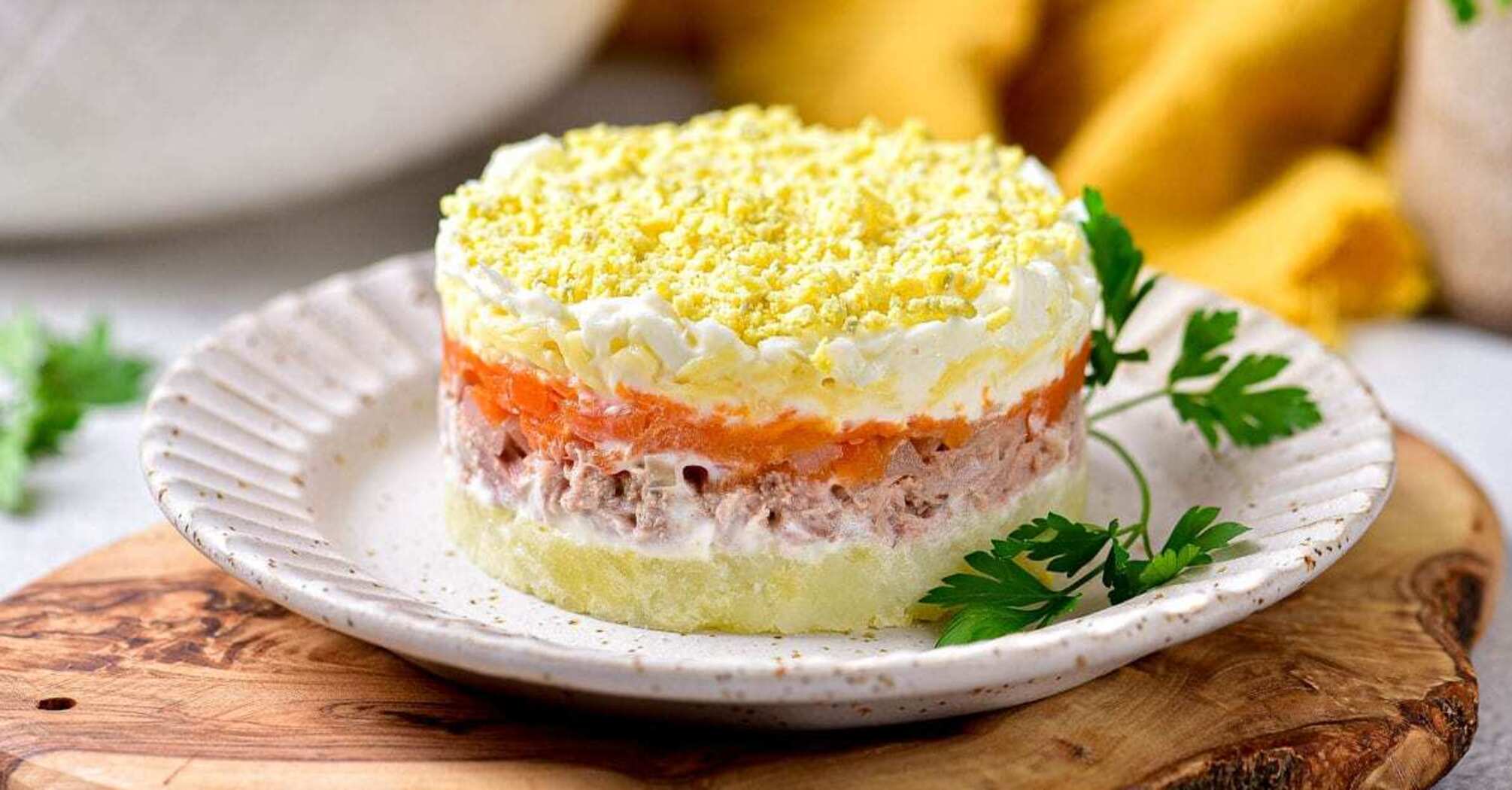 Instead of "Dressed herring" and "Mimosa": what fish to cook a delicious salad with for the holiday table