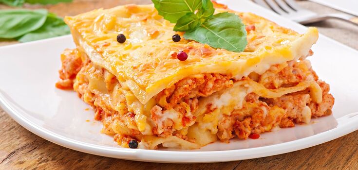Lazy lasagna for those who can't live without restaurant food: prepared in one pan