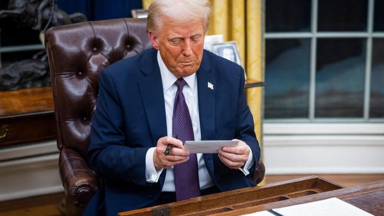 "There are Russian and Chinese submarines everywhere": Trump explains why the US needs Greenland