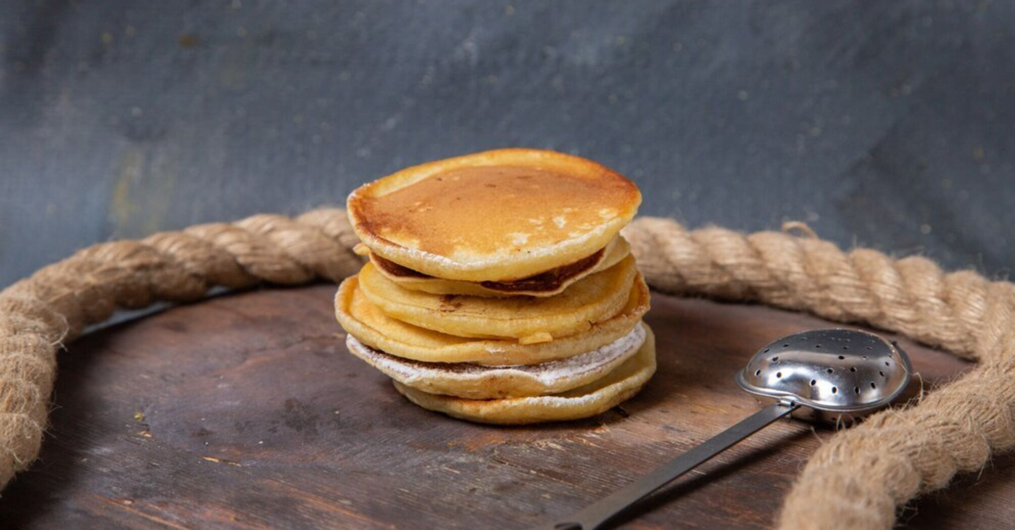 How to cook pancakes with kefir to make them fluffy: a recipe that will definitely work