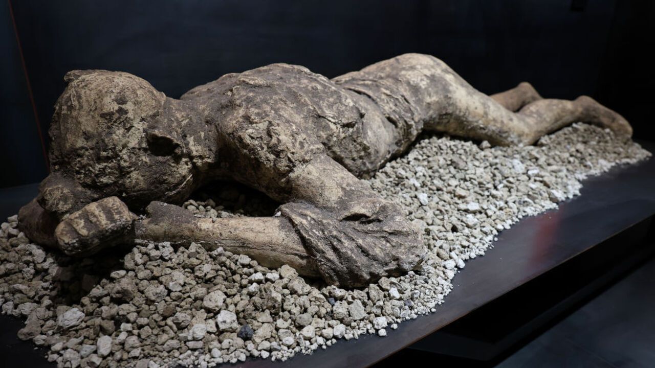 16 tysięcy ludzi zamieniło się w szkło: pojawiły się nowe szczegóły tego, jak Wezuwiusz zniszczył Pompeje