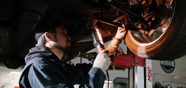 Five cars with the lowest safety rating are named