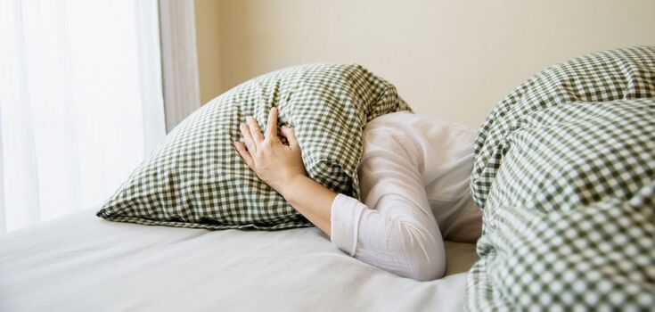 This 5-minute habit is scientifically proven to help you fall asleep faster