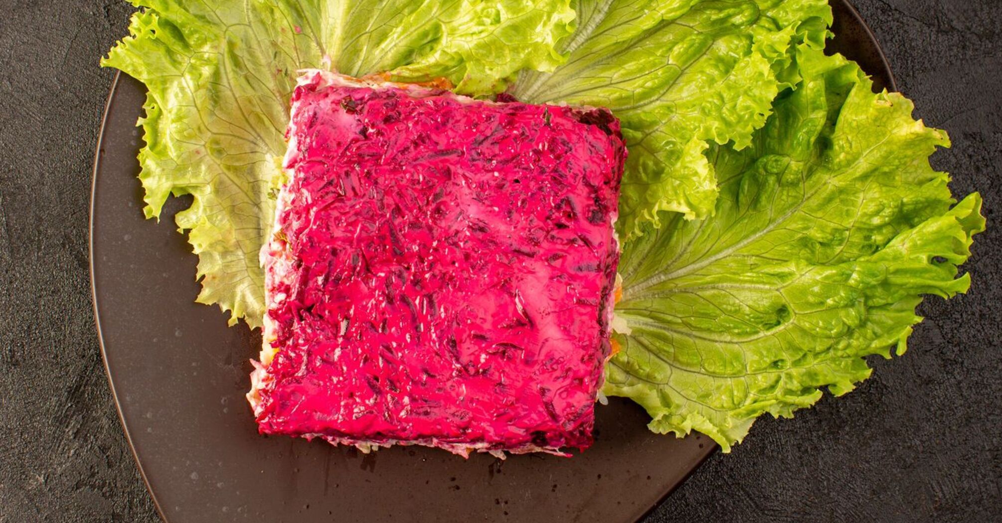How to present the traditional "Shuba" salad in a new way: an interesting and aesthetic idea