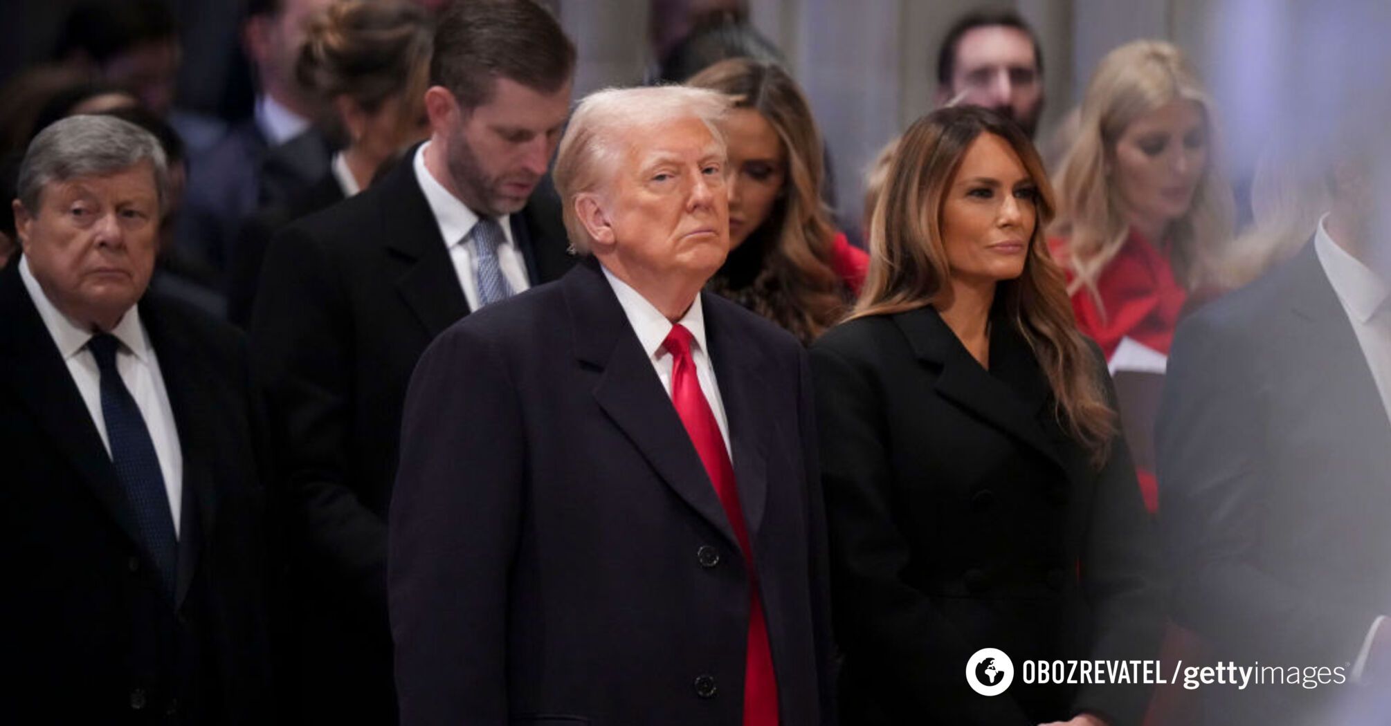 Melania Trump in a $3,000 suit starred for her first official portrait in her new status. Photo