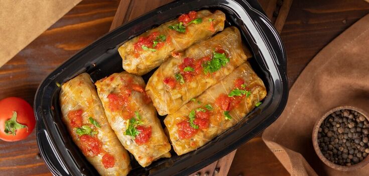 The most delicious homemade cabbage rolls for a hearty dinner: how to steam the vegetable properly