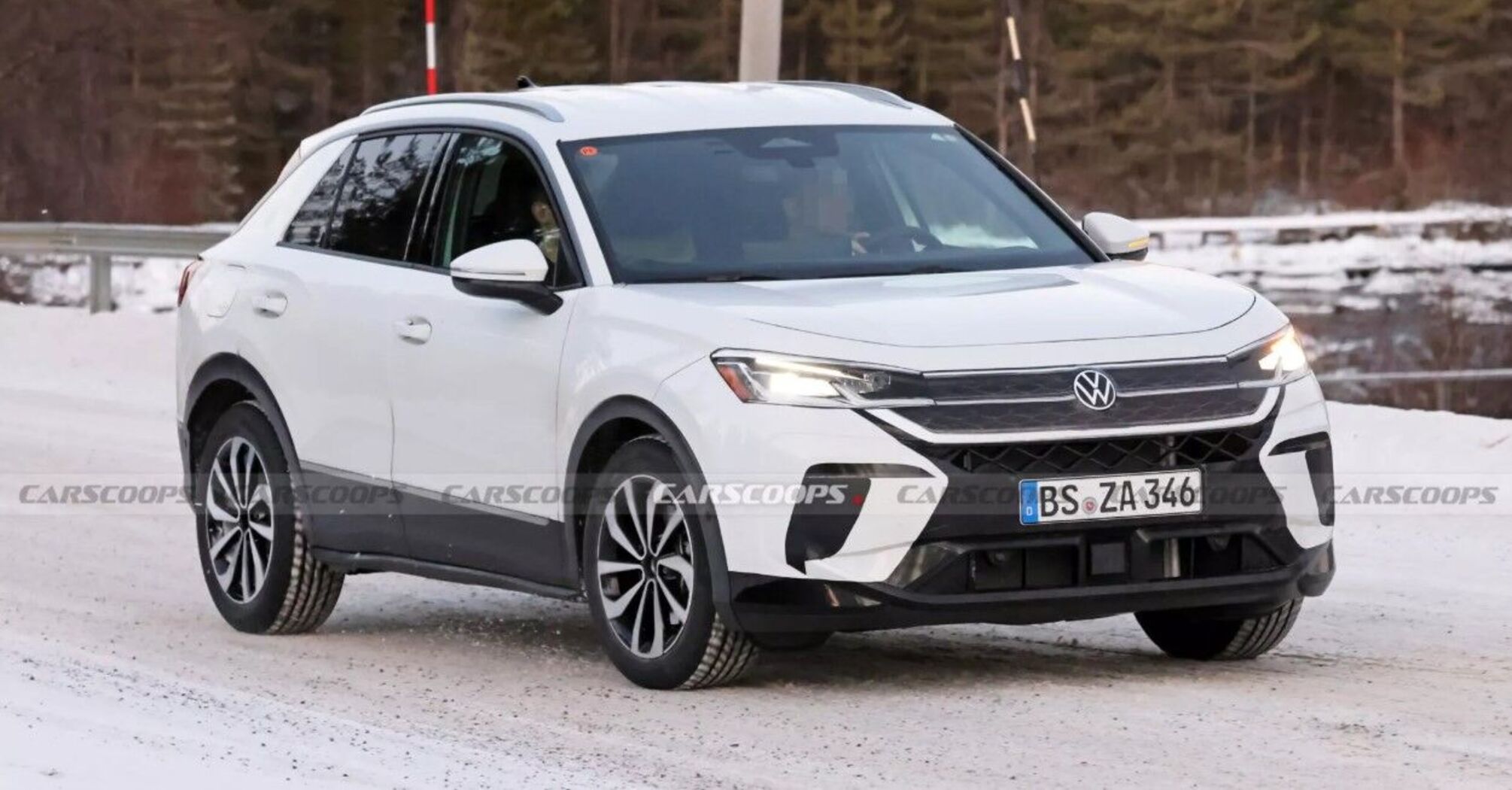 The new VW T-Roc 2026 is on the road - what will be the most popular ...