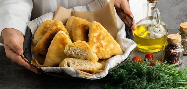 Perfect homemade meat pasties that don't absorb oil: better than the bought ones
