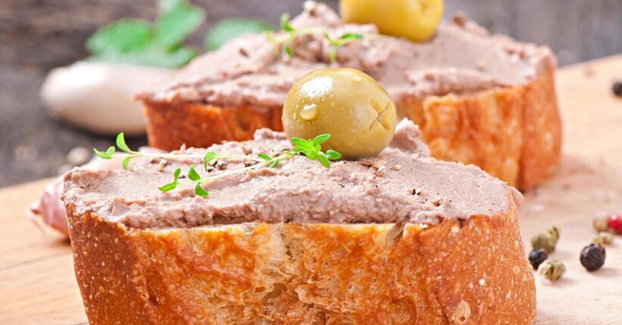 The laziest liver pate: all you need to do is just bake the ingredients