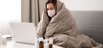 Вирусы, бактерии, паразиты: инфекции, которые атакуют наш организм и разница между ними