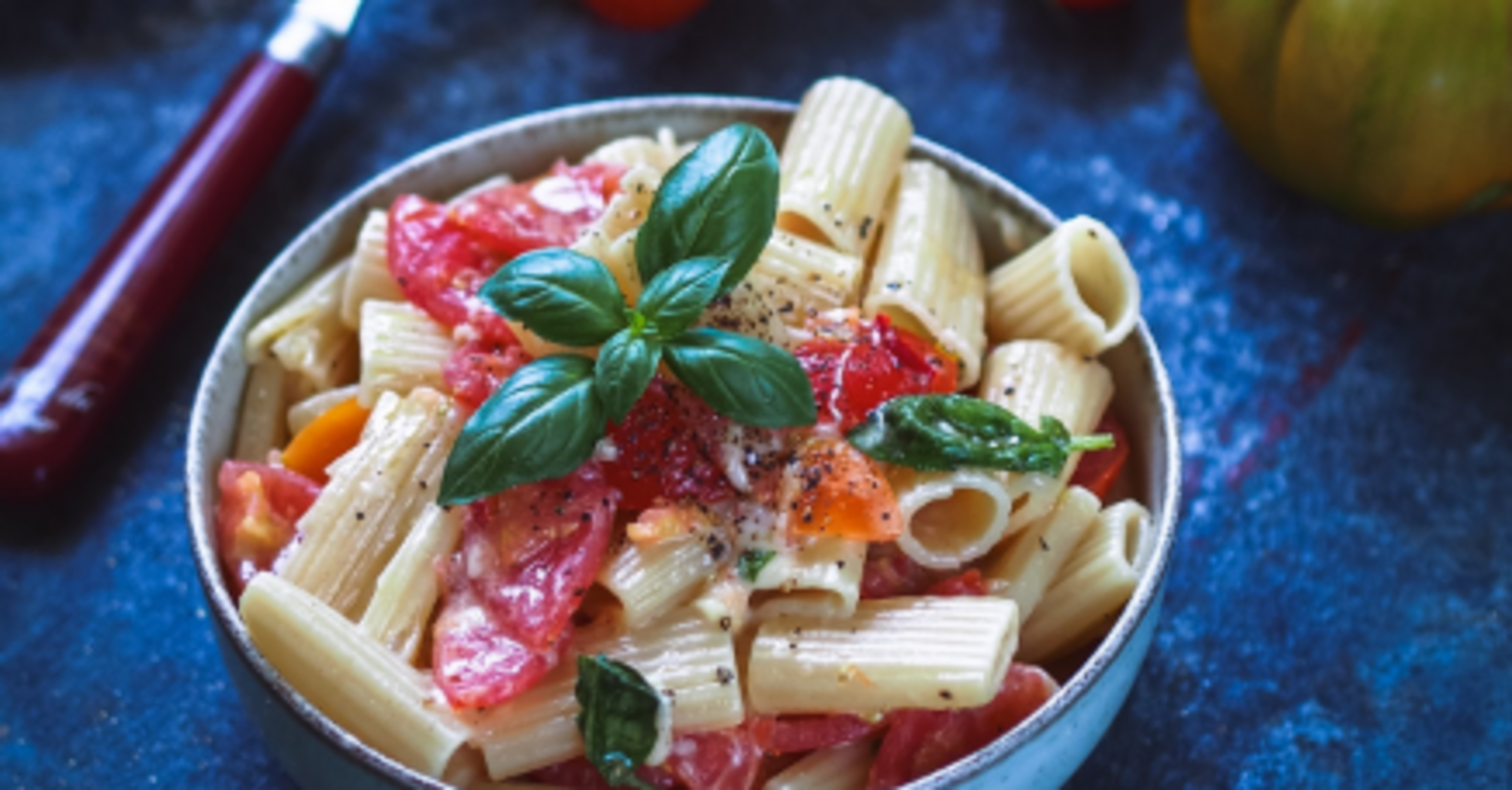 Delicious tomato sauce for pasta: a quick recipe