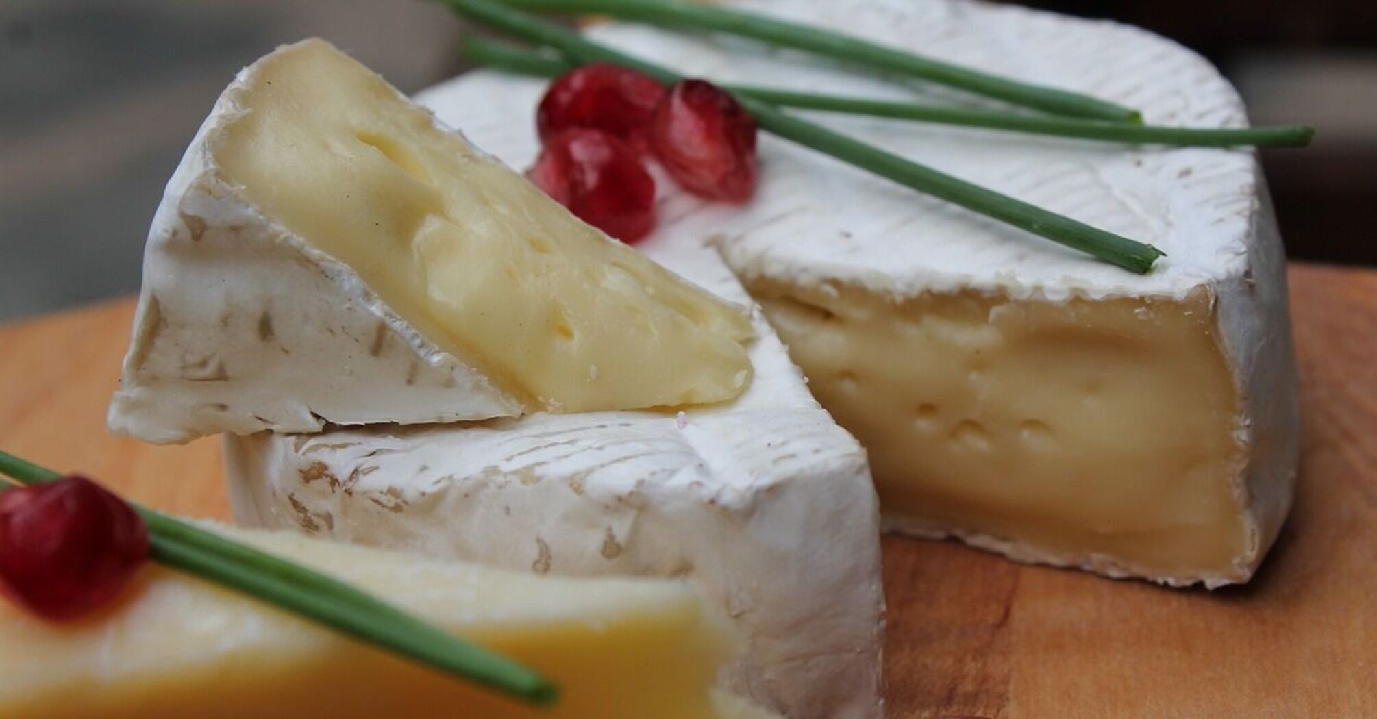 Камамбер и обновление клеток мозга: вы будете удивлены пользой этого сыра