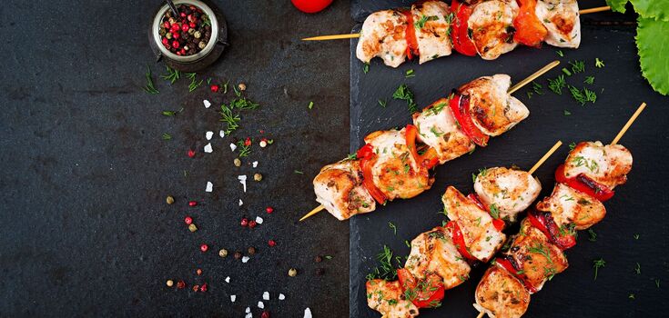 Pyszny kebab z makreli: jak zrobić marynatę