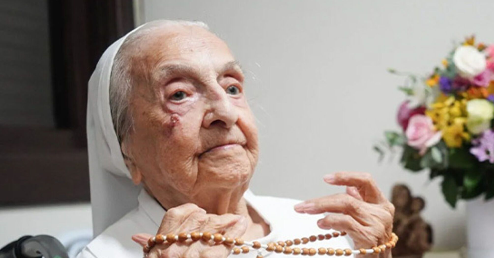 The Guinness Book of World Records named the oldest person in the world ...