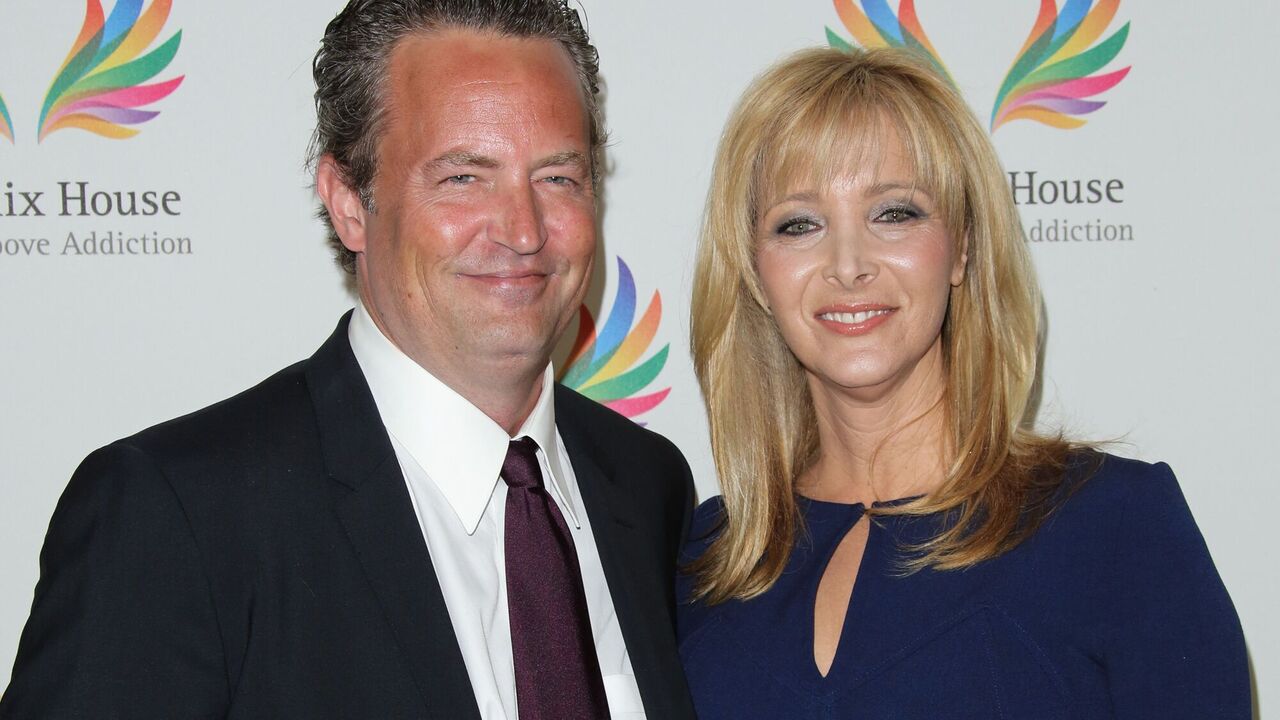 The Friends star found a note from the deceased Matthew Perry in a box of cookies that the actor gave her many years ago
