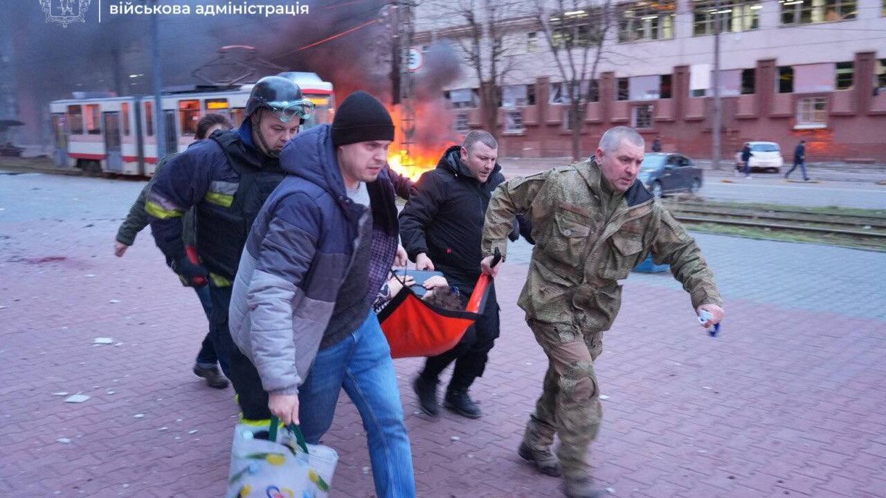 Russians attacked an industrial facility in Zaporizhzhia, there is a dead and 30 wounded: all the details. Photos and videos