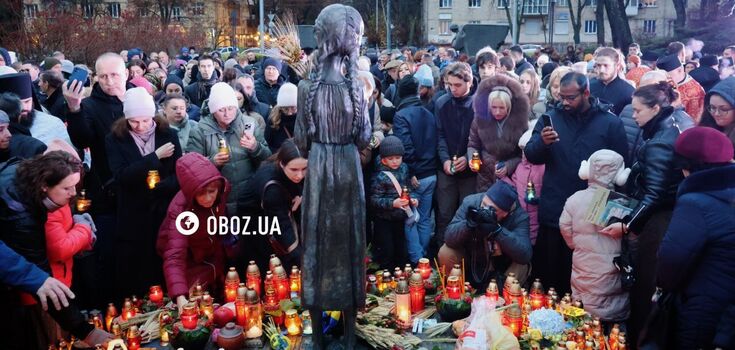 Свеча памяти: в Киеве сотни украинцев почтили память жертв Голодомора. Фоторепортаж