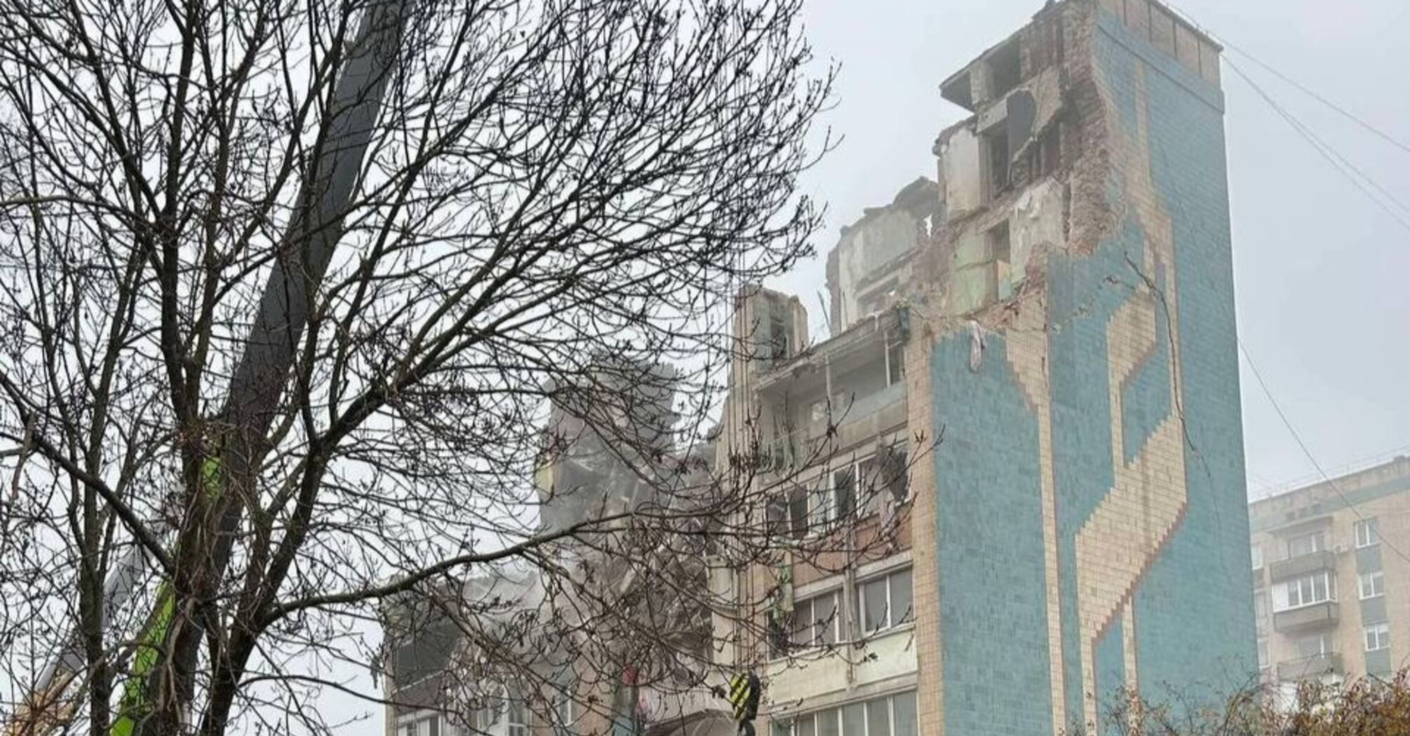 "Уже не сможет осуществить ни одну из своих мечт": Туск отреагировал на гибель в Тернополе 7-летней девочки – гражданки Польши от удара РФ