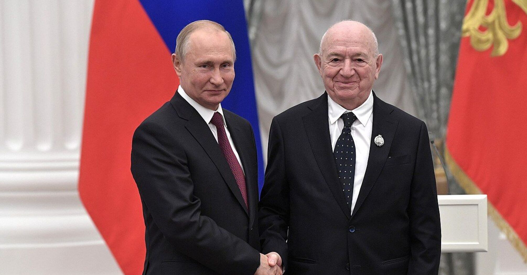 "Своїх не кидаємо": ФІФА прогнулася під Росію. Фотофакт