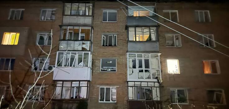 В Киевской области в результате вражеской атаки разрушены жилые дома: есть жертва, среди пострадавших – ребенок. Фото