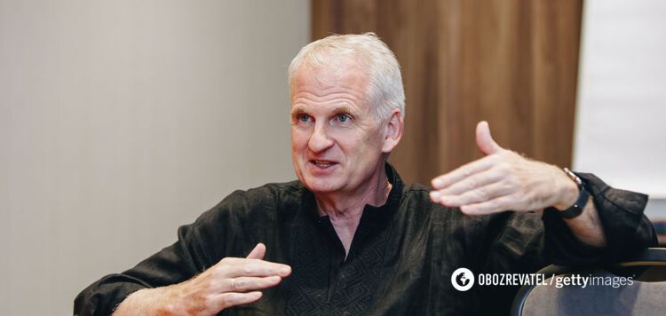 "Ukraińcy dają nam wszystkim szansę": Timothy Snyder opowiada, co stanie się ze światem, jeśli Rosja wygra wojnę. Wideo