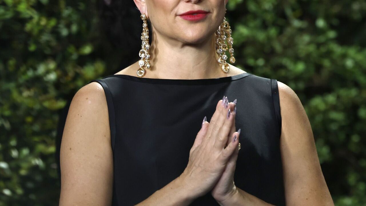 Drogo i świątecznie: Nowy manicure Kate Hudson zachwycił sieć