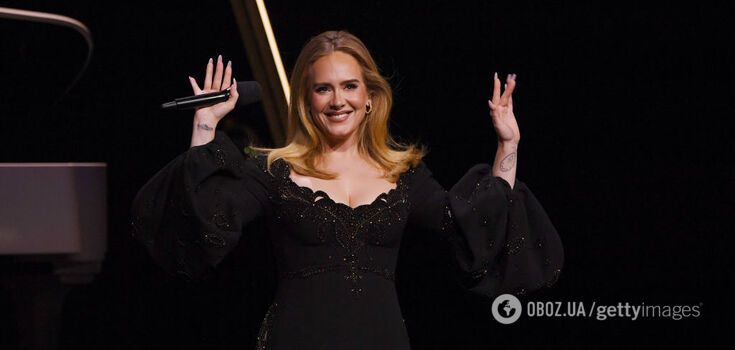 Always relevant: Adele showed manicure that has not been changed for years