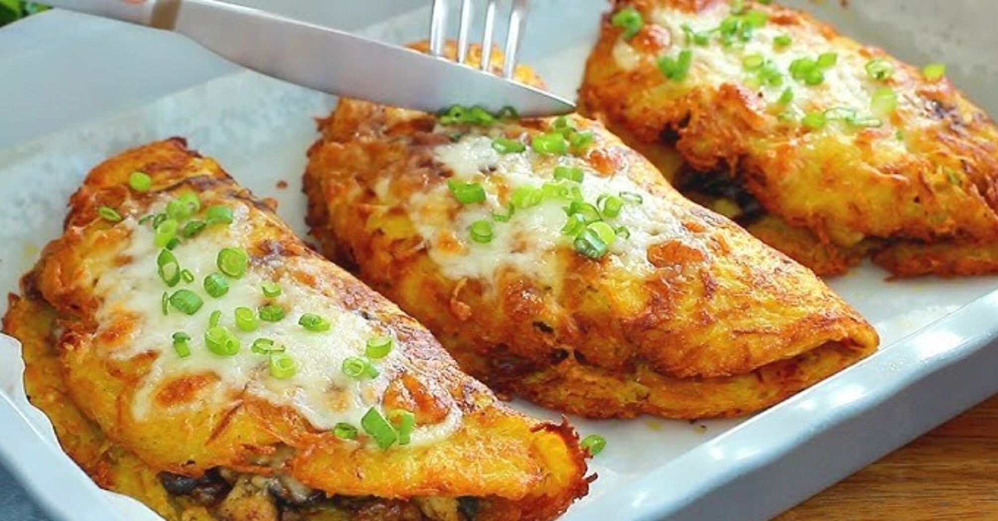 Hearty potato pancakes with minced meat: a simple dish everyone will enjoy