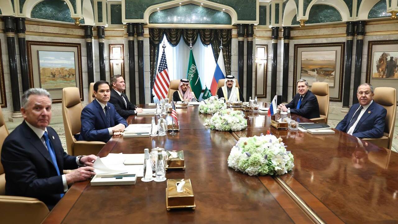 Negotiations in Saudi Arabia - Negotiations between Russian and US delegations started in Saudi Arabia