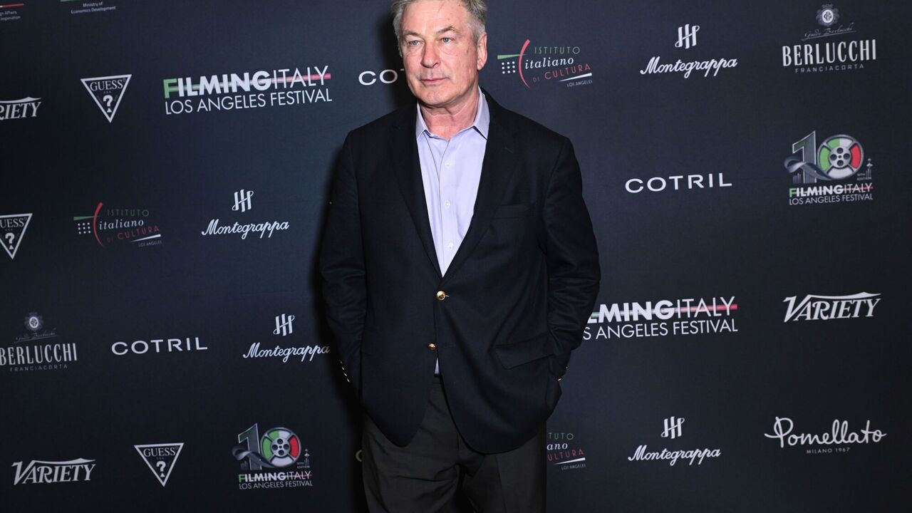 Alec Baldwin talks about mental problems for the first time after the unintentional murder of Halyna Hutchins