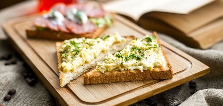 Top 12 healthy toast ideas that take no more than 5 minutes to prepare