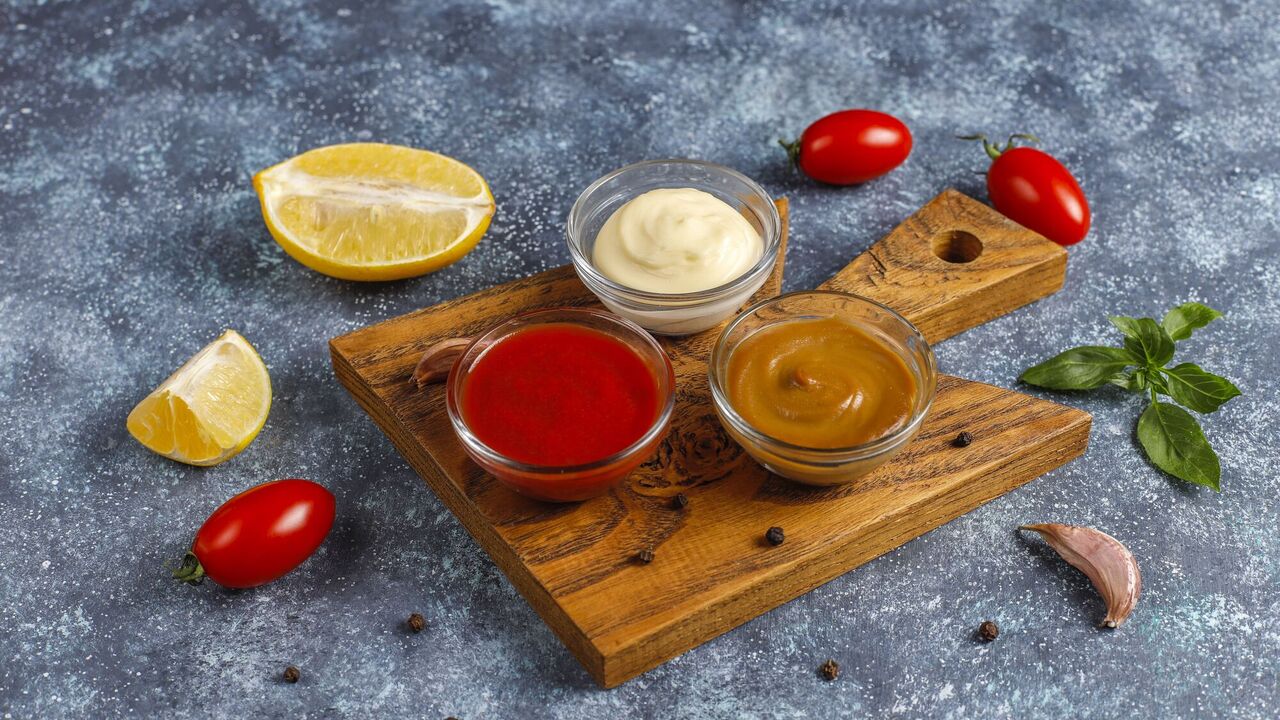 What sauce to cook so as not to harm your figure: 5 best options