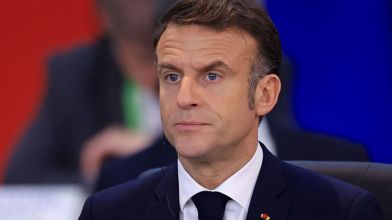 Security guarantees, territory and reconstruction are being discussed: Macron gives tentative deadline for ceasefire