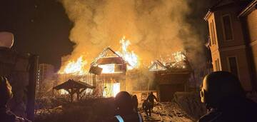 Russia targets Kyiv region with drones again: private house on fire, there is a victim and two injured. Photo and video