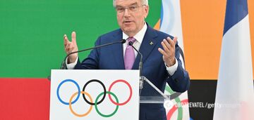Thomas Bach resigns as IOC member