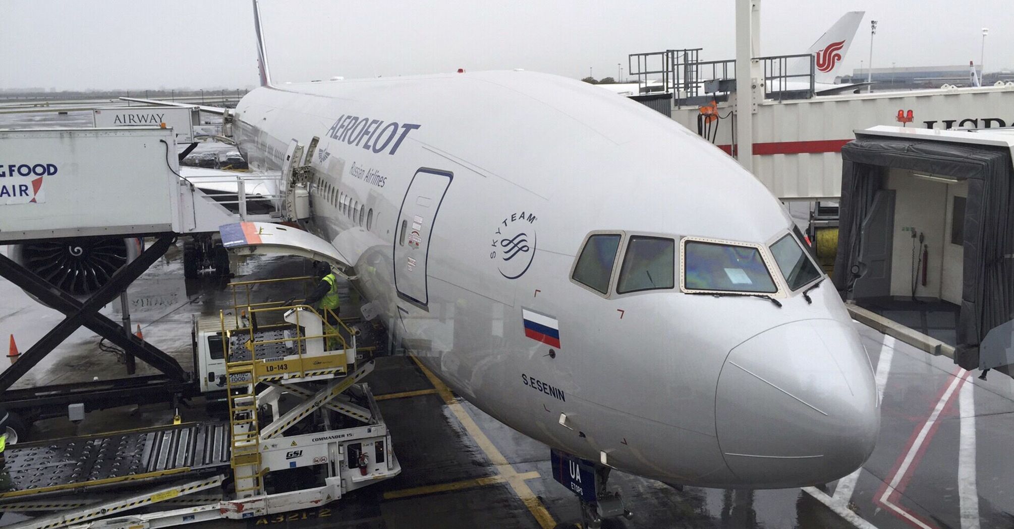 Russia offers the US to resume direct flights