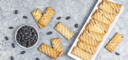 Pyszne i niedrogie kruche ciasteczka z dżemem