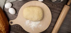 Szybkie i łatwe ciasto drożdżowe do każdego rodzaju ciasta