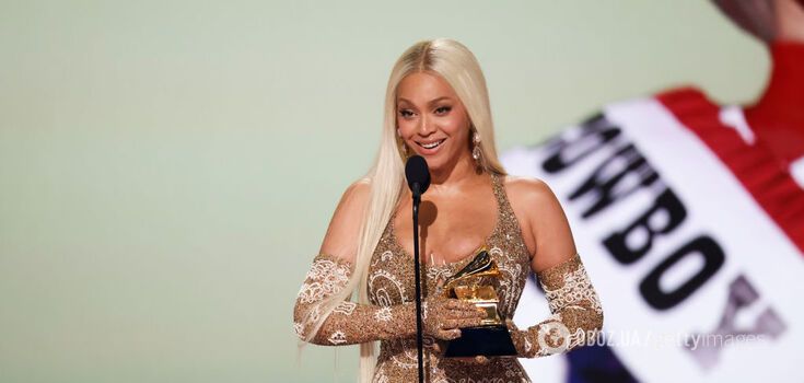 Beyoncé's dress at the Grammys 2025 let the singer down at the most crucial moment. Photo