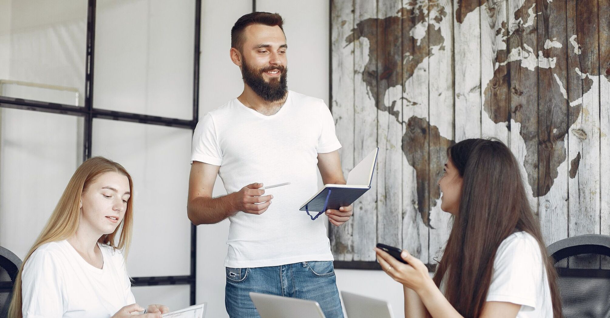 Do women really talk more than men? Scientists have finally revealed the truth